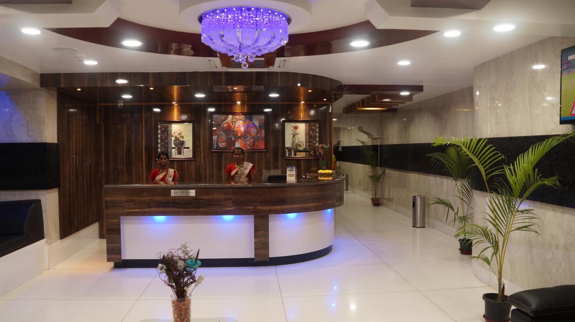 Kani Residency Hotel Тутикорин Екстериор снимка