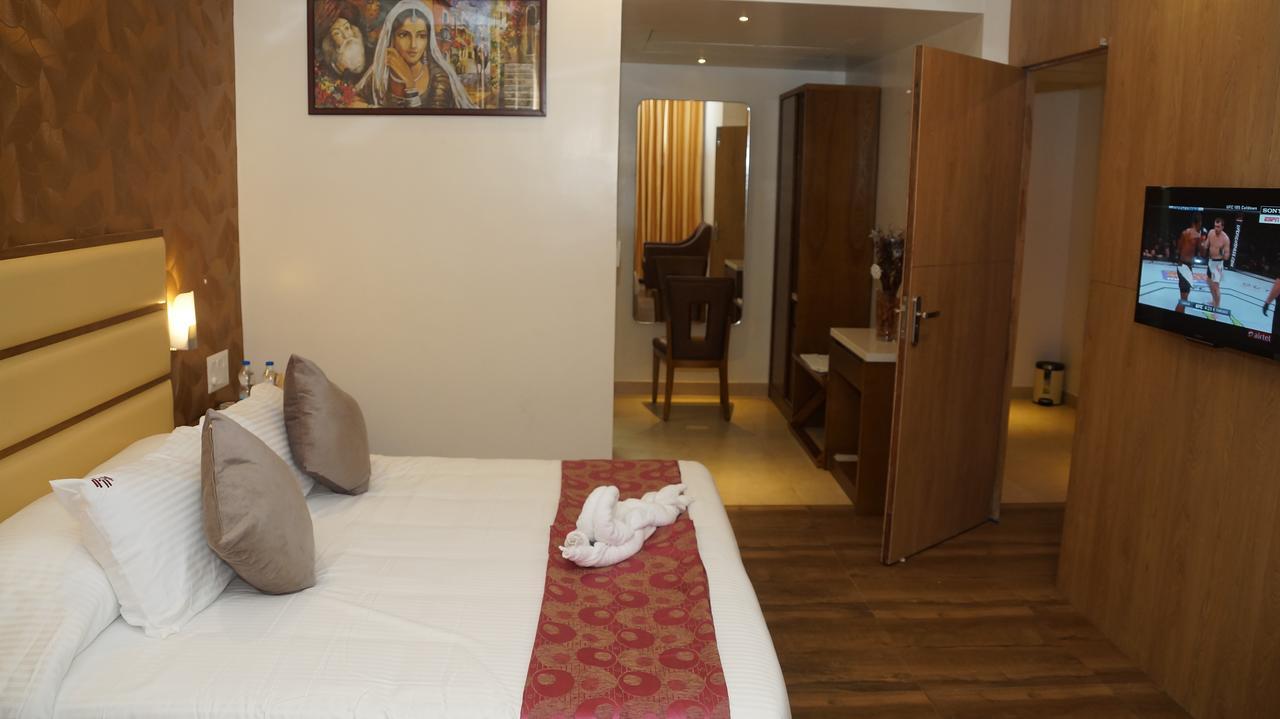 Kani Residency Hotel Тутикорин Екстериор снимка