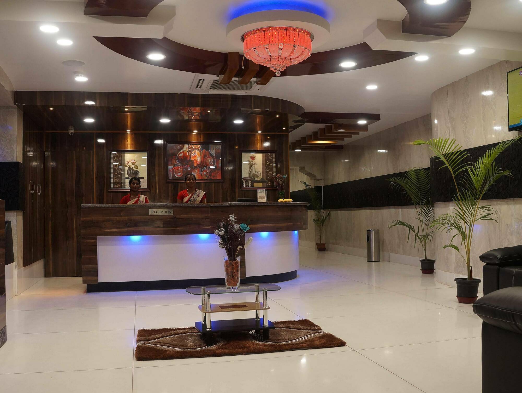 Kani Residency Hotel Тутикорин Екстериор снимка